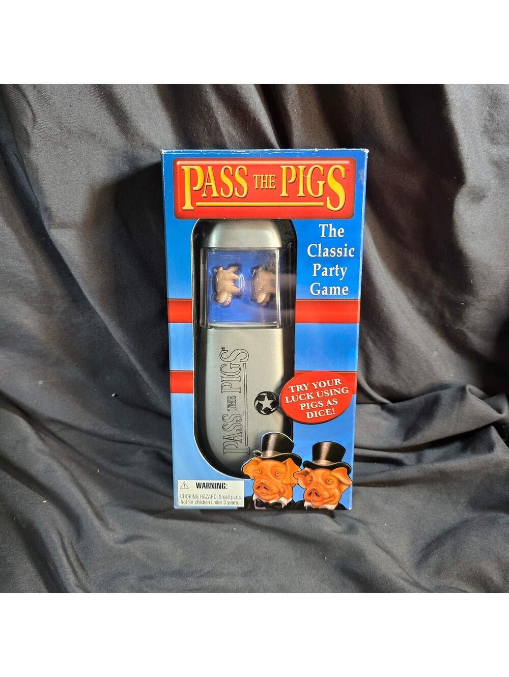 Pass the Pigs Classic party game - complete